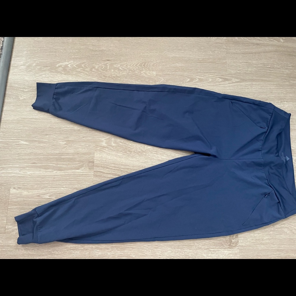Adidas joggers size medium